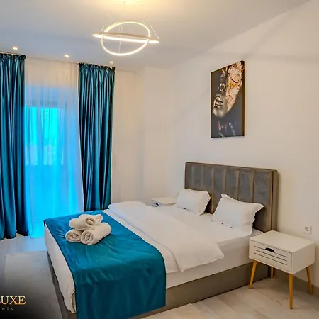 Yamaluxe - Blue & Pink Vibes