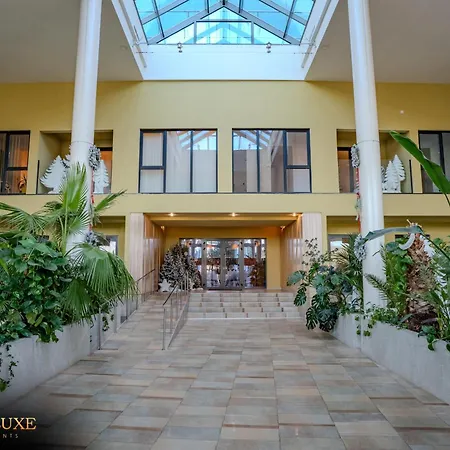 Yamaluxe - Blue & Pink Vibes Διαμέρισμα Βουκουρέστι